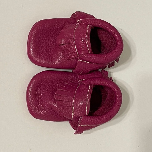 Baby shoes - Picture 1 of 2